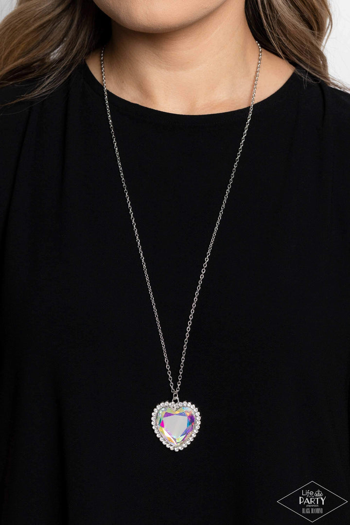 Paparazzi long hotsell heart necklace