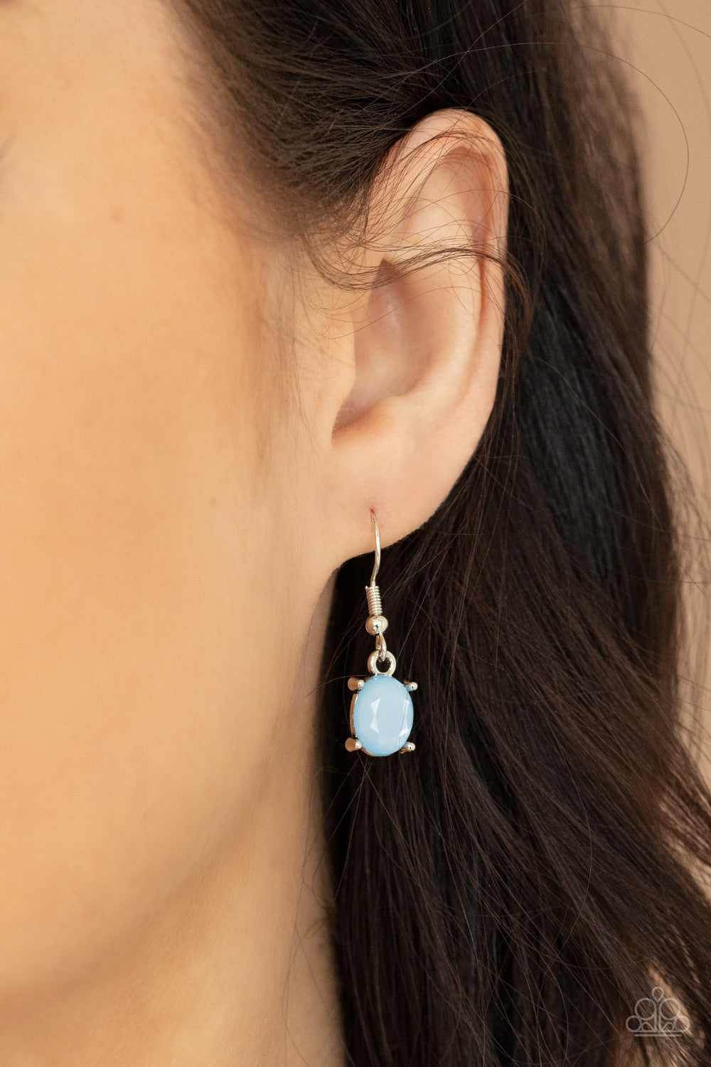 ​Ethereal Romance - Blue Beads - Rhinestones - Silver Necklace - Paparazzi Accessories - 
Varying in opacity and shape, mismatched Cerulean beads attach to oversized white rhinestones, creating bubbly frames that delicately link into an ethereal display below the collar. Features an adjustable clasp closure.
