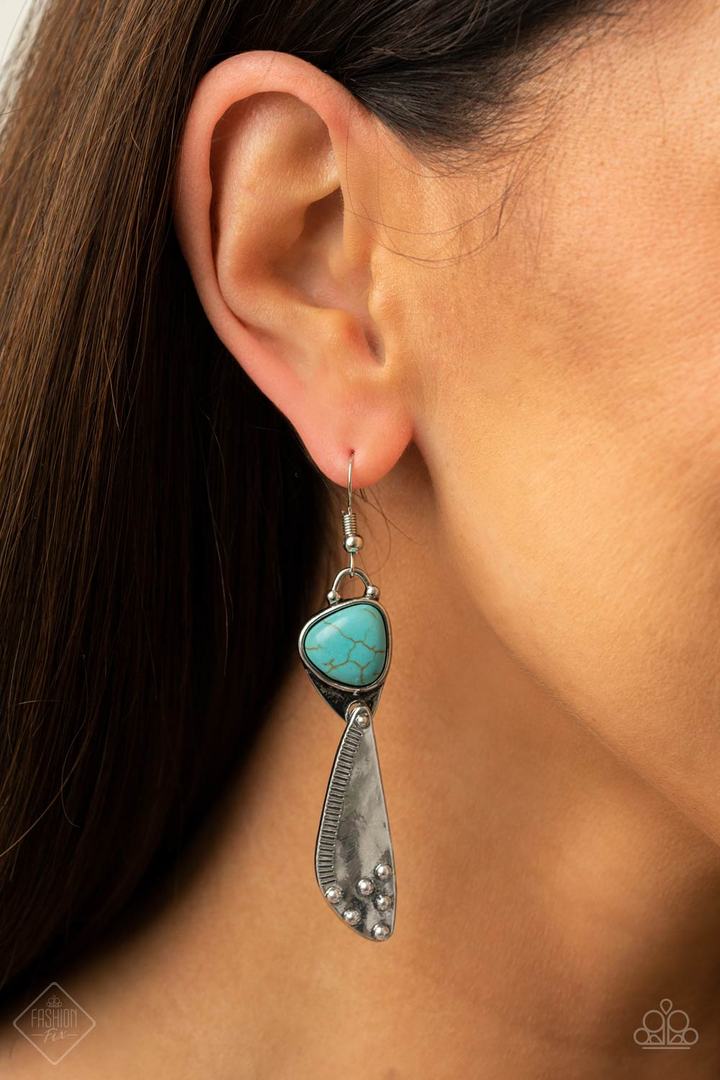Simply Santa Fe - Trend Blend Jewelry.  Trend fashion for everyone,  with a variety of stylish accessories.  Set - Paparazzi Accessories - Turquoise and Silver Set - Includes one of each accessory featured in the Simply Santa Fe Fashion Fix Set.